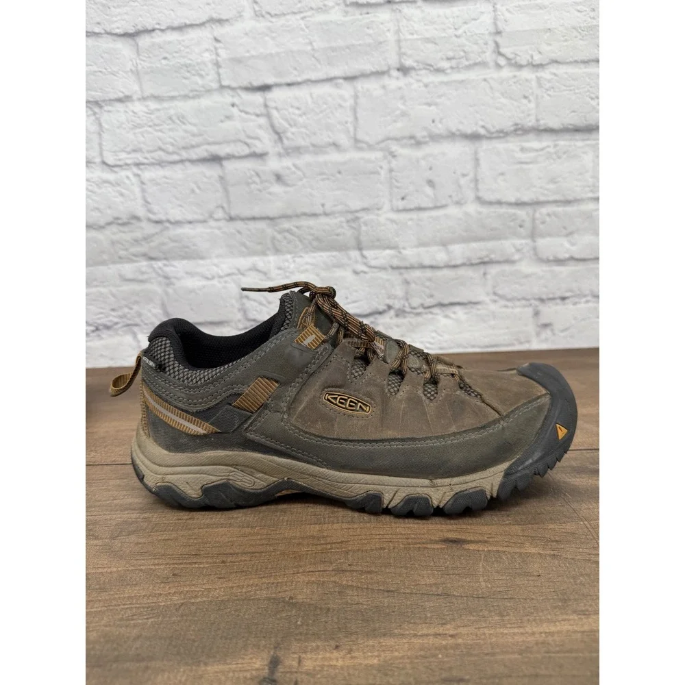KEEN Targhee III Waterproof Hiking Shoes Mens 9.5 Dark Earth Mulch 1017784